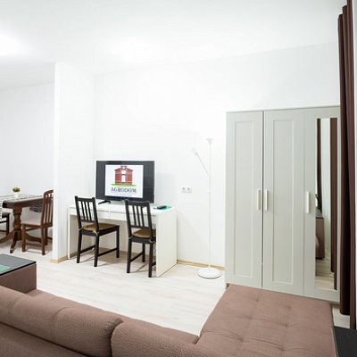 Большой трехместный номер с балконом